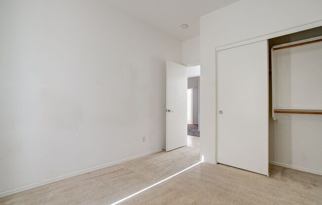 Great 4 Bedroom Family home 1 level available in Glendale June 1st!!!  New carpet being installed before move in!!!  Great Floor plan!!!