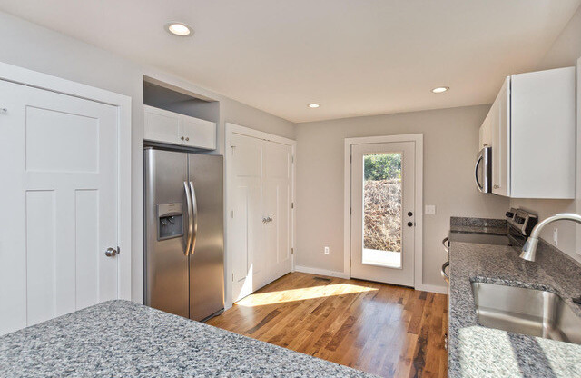 Newer Construction Close to Downtown Asheville