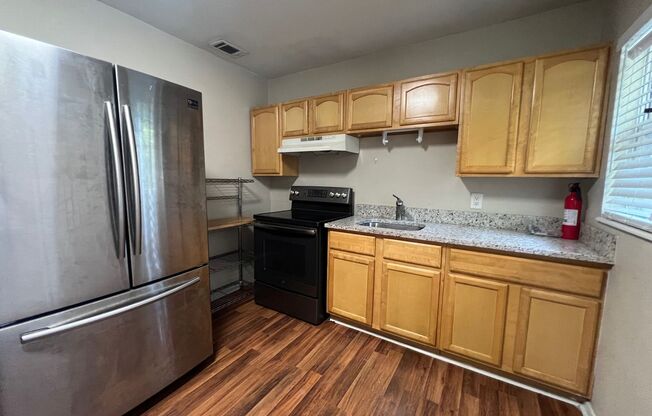 1 bed, 1 bath, $1,025