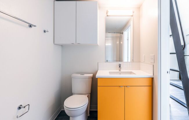 Studio, 1 bath, 439 sqft, $1,725, Unit 711