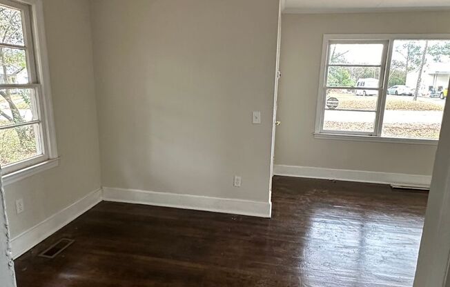 4 bedroom 1 bath home with tons of space!