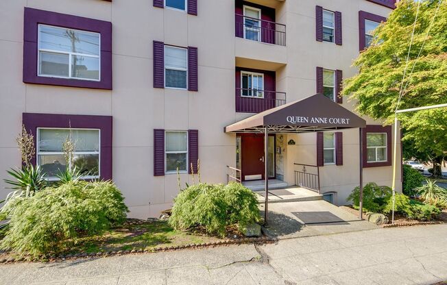 Studio, 1 bath, 334 sqft, $1,250, Unit 407