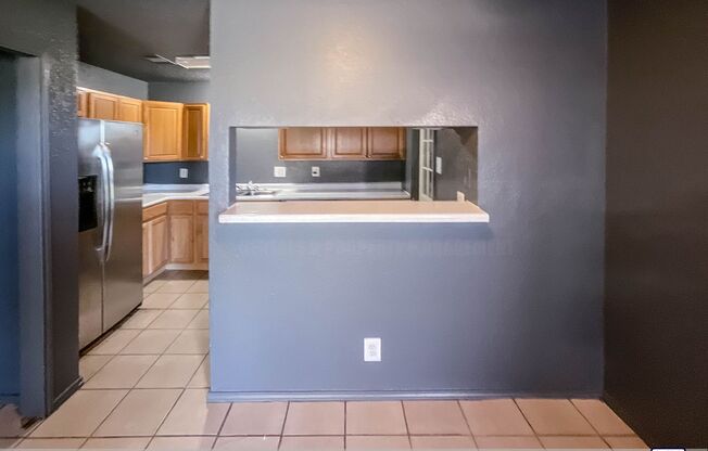 3 beds, 2 baths, $1,325