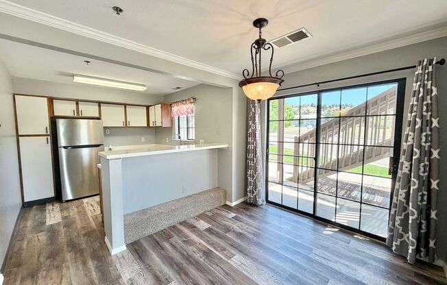 Modern Condo with Fireplace, Garage & Community Pool