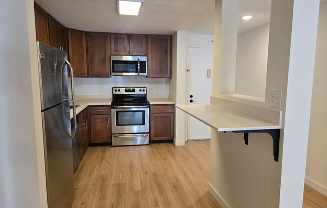 2 beds, 1 bath, 950 sqft, $2,195, Unit 108