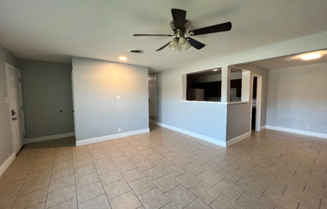 1807 FRAME ST