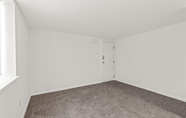 1 bed, 1 bath, $1,125, Unit A2