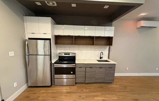 15 PLEASANT PL