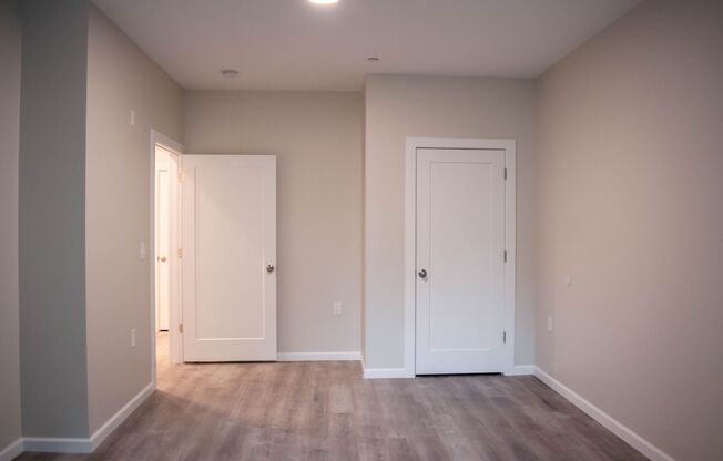2 beds, 1 bath, 719 sqft, $2,995, Unit 305