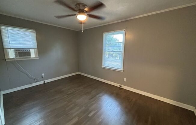 COMING SOON! SPACIOUS 2/1 HOUSE!