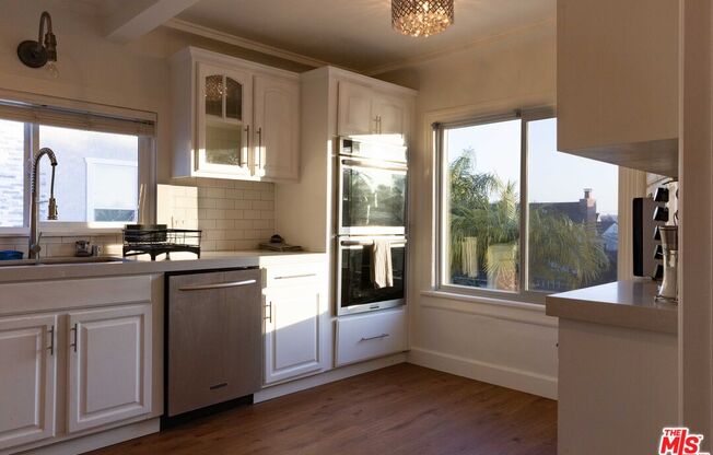 4925 W 20 ST