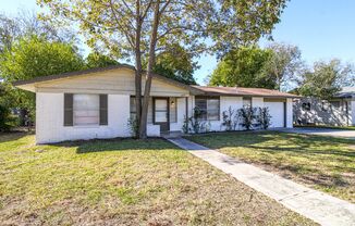 3 beds, 2 baths, $1,500