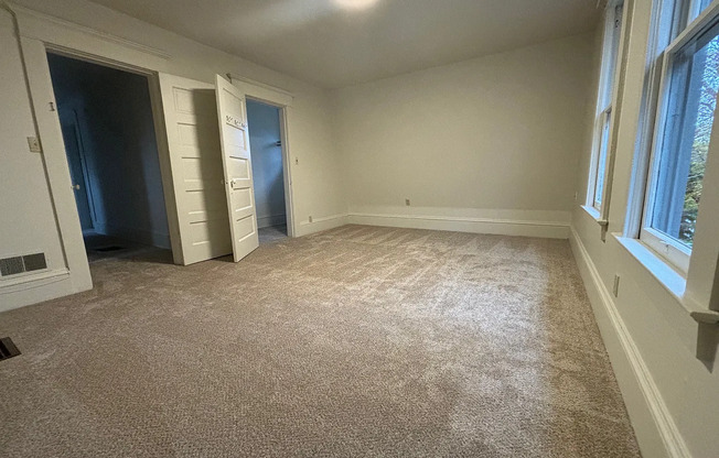 3 beds, 1 bath, $3,450