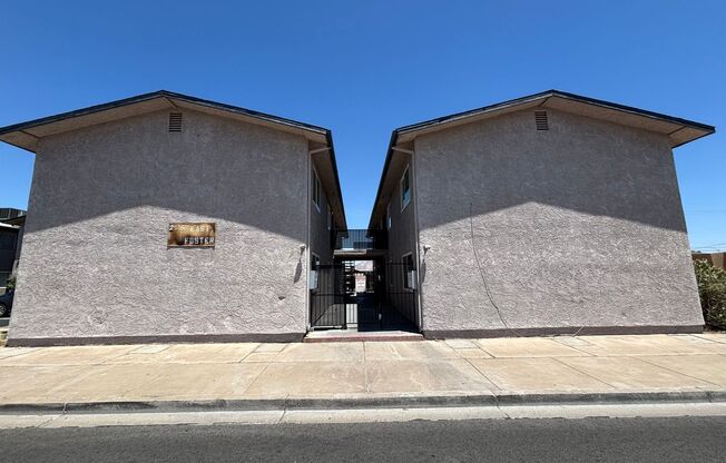 225 E Foster Ave. Unit 7