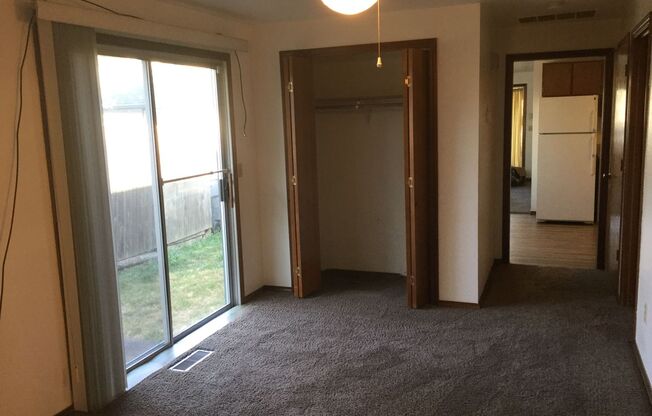 2 beds, 1 bath, $1,725