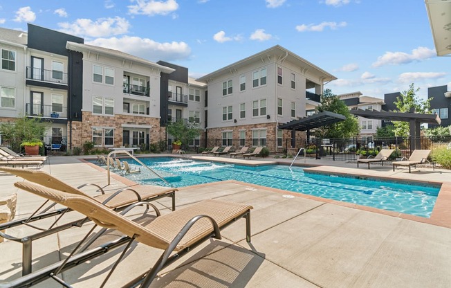 Refined ApartmentLiving in Aurora