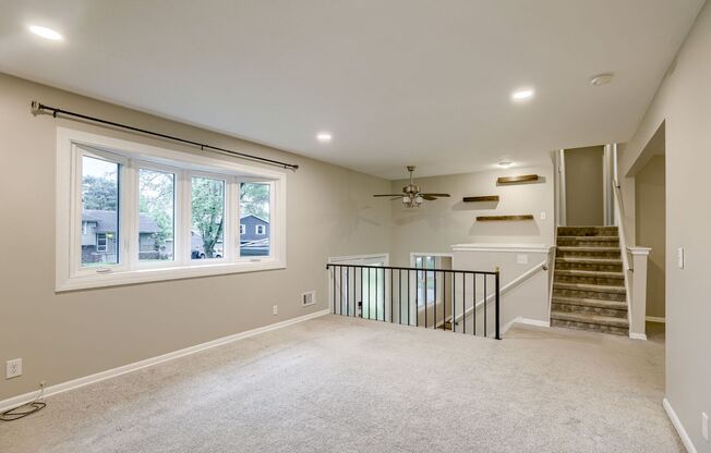 Flexible Living in a Fantastic La Vista Location!!