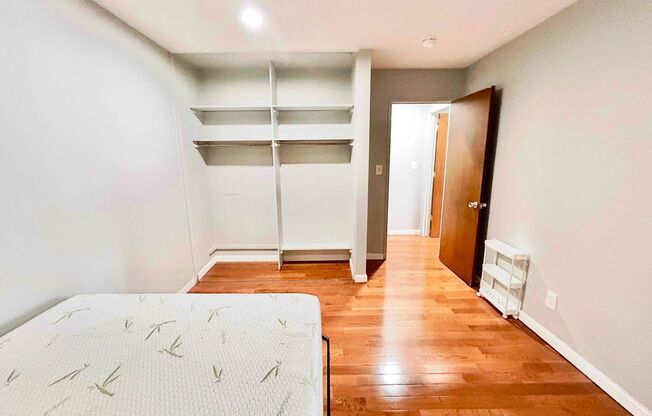 2 beds, 1 bath, 768 sqft, $2,440, Unit 218