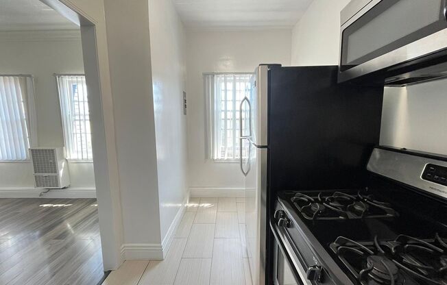1 bed, 1 bath, $1,650, Unit 202