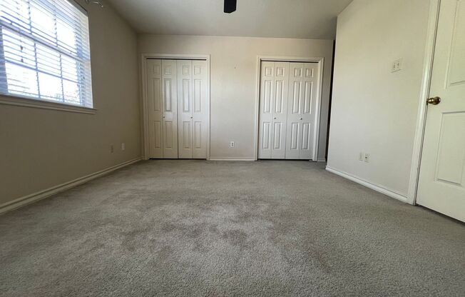 2 beds, 1.5 baths, 1,100 sqft, $1,695