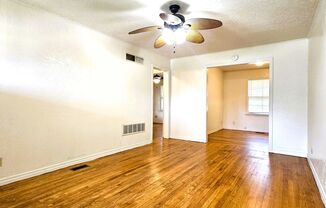 2 beds, 1 bath, $1,025