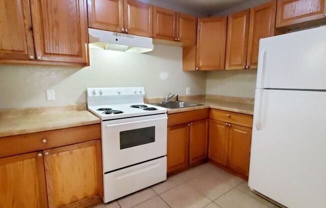 3 beds, 1 bath, $2,095