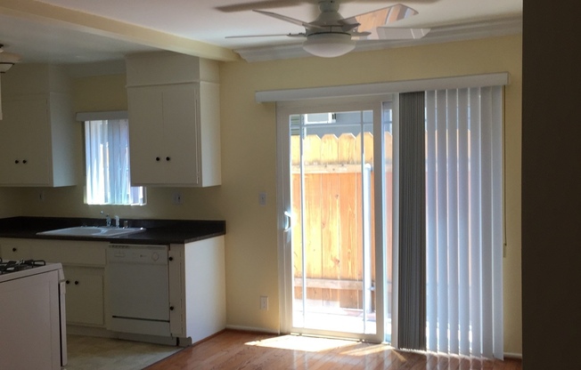 1 bed, 1 bath, 630 sqft, $2,395, Unit 4