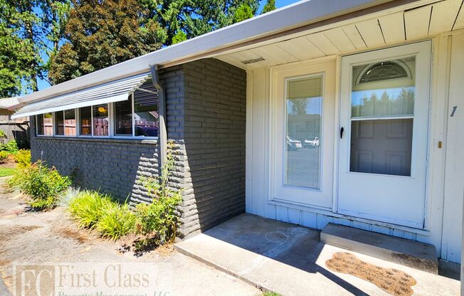 3 beds, 3 baths, 2,620 sqft, $2,895, Unit 01 / K629
