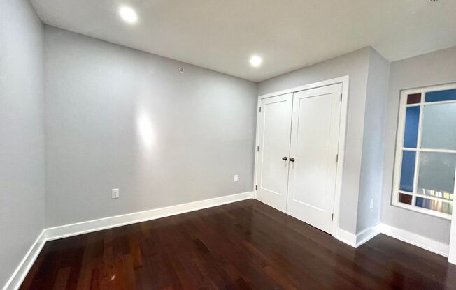 Old Brick Lofts - 300 Richmond Street