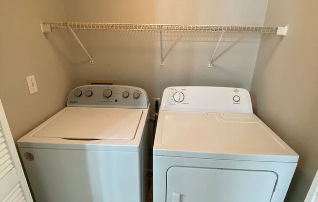 2 beds, 2 baths, 1,008 sqft, $1,375, Unit 205