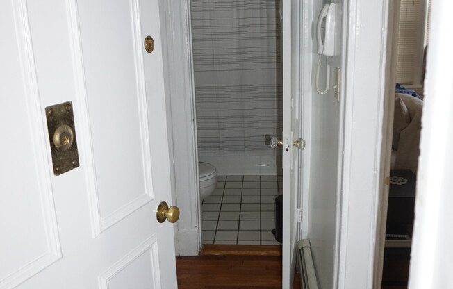 1645 COMMONWEALTH AVE