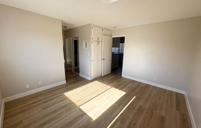 2313 West Valencia Dr
