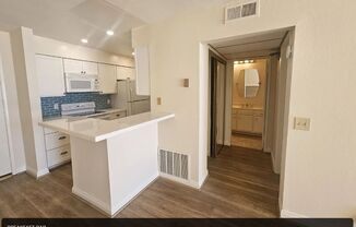 1 bed, 1 bath, $2,595, Unit Huntington Beach, CA 92647