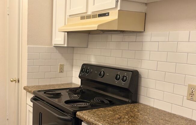 Move-In Ready Condo with Pool, Fireplace in Prime Richardson ISD Location