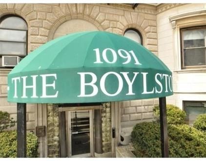 1091 Boylston St