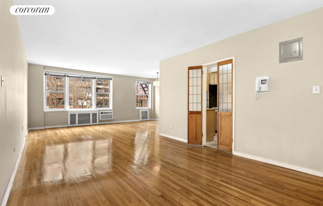 310 BEVERLEY RD