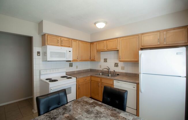 1 bed, 1 bath, $799, Unit 1