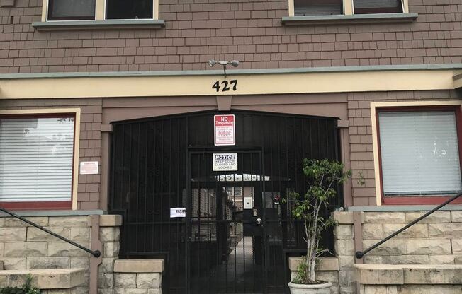 427-437 CHESTNUT AVE.