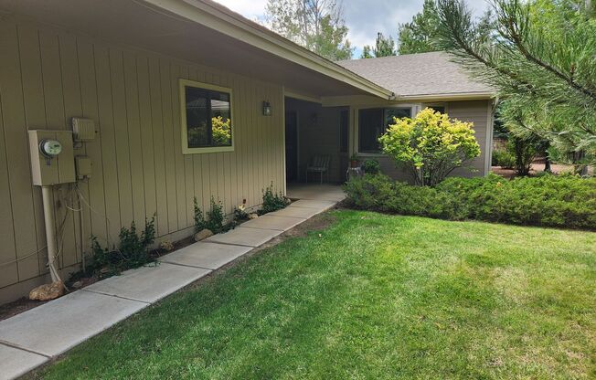 Furnished Turn key Townhome in Walnut Meadows (Short term Lease ending 5/31/25)