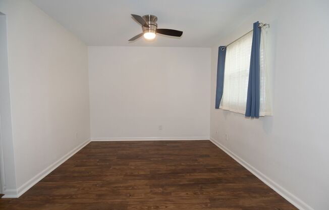Charming 2-Bedroom, 1-Bath Near Downtown & UT