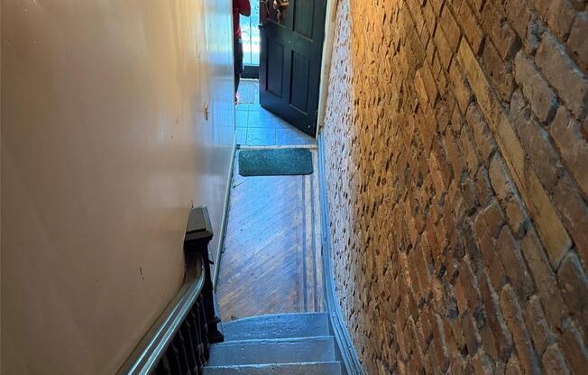 439 QUINCY ST