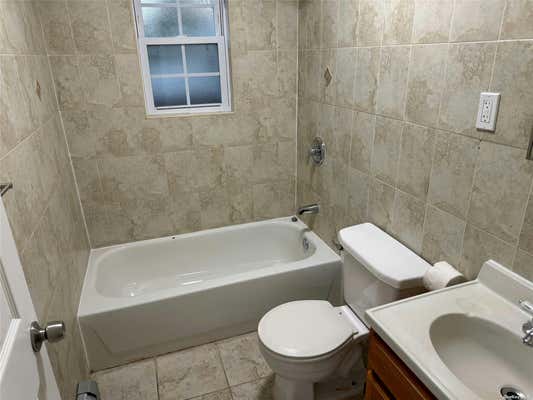 3 beds, 2 baths, 1,100 sqft, $3,450, Unit A