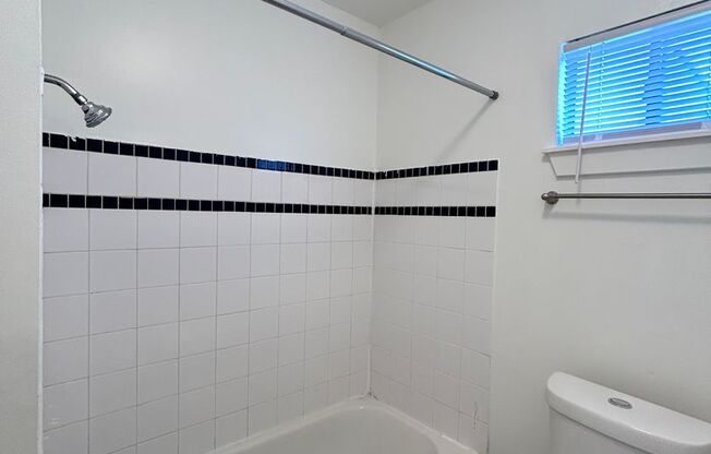 1 bed, 1 bath, $695, Unit MA9121