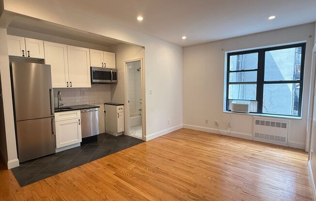 315 East 84th St