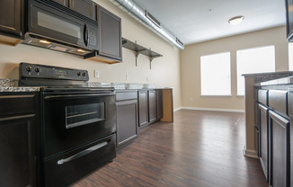 Studio, 1 bath, 473 sqft, $1,249, Unit 211