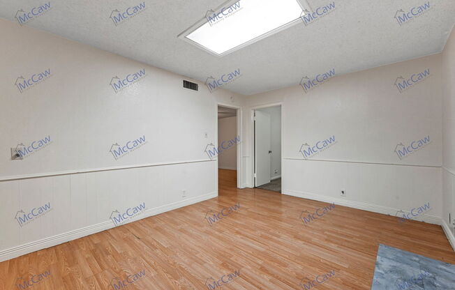 3 beds, 1.5 baths, 1,216 sqft, $1,690