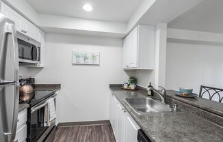 1 bed, 1 bath, 600 sqft, $1,699, Unit 124