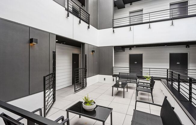 Studio, 1 bath, 250 sqft, $1,350, Unit 101