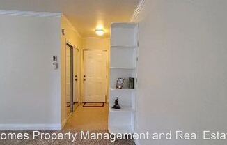 614 East I Street, Backhouse