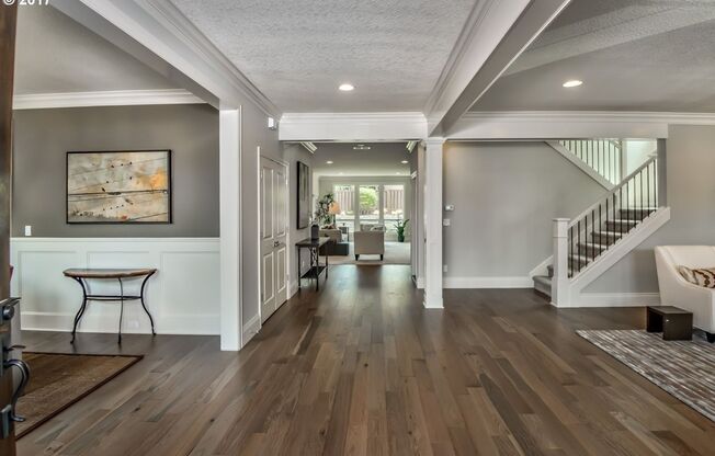 Beautiful 5 BD* 3 BA* Single Family Home Located In Findley Heights Community Located In Bethany *High End Finishes*